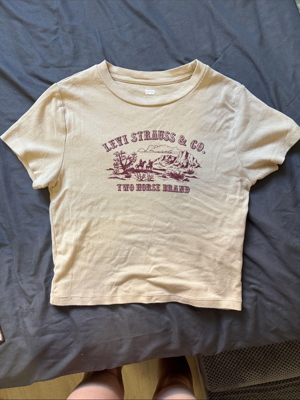 Levi's Beige Short Sleeve Tee